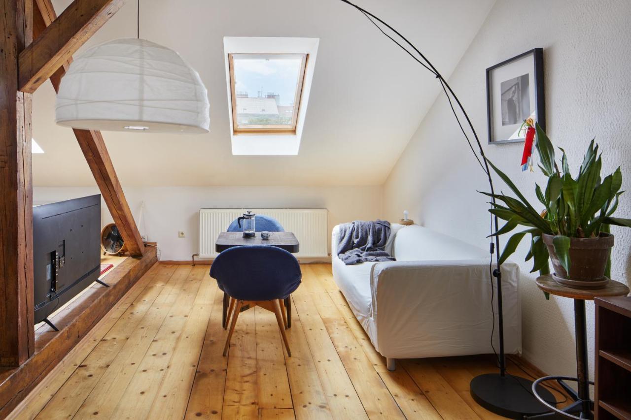 Апартаменти Prague Days - Sunlit Attic Loft In Vinohrady Екстер'єр фото